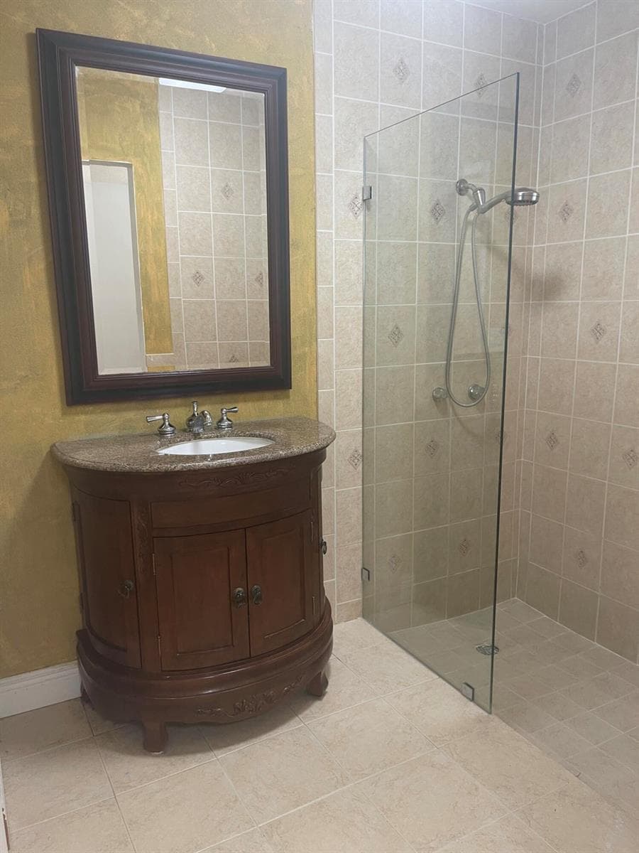 19823 NW 64th Place, Hialeah FL 33015 — 8