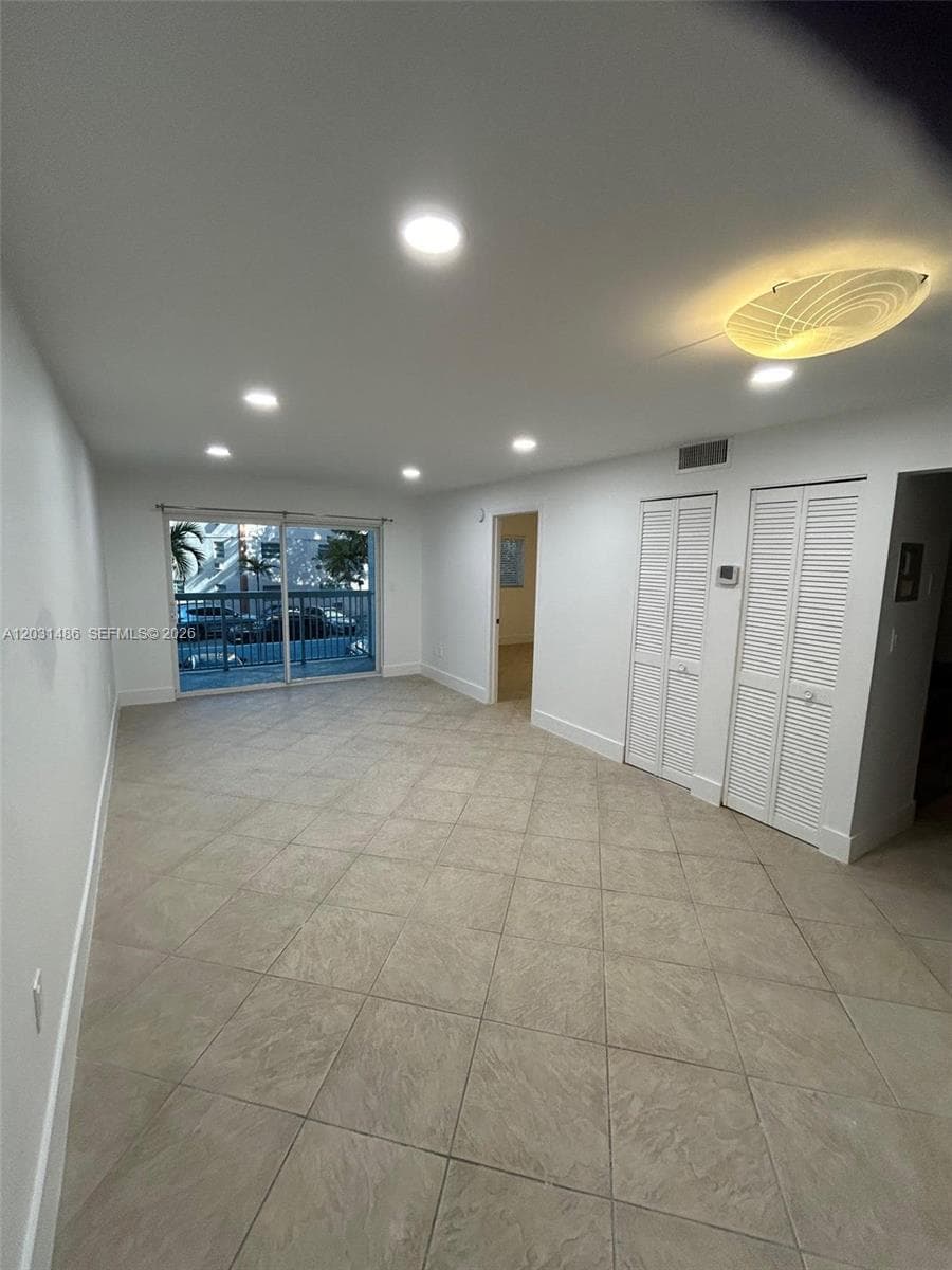 2920 SW 28th Ter # 202, Miami FL 33133 — 6