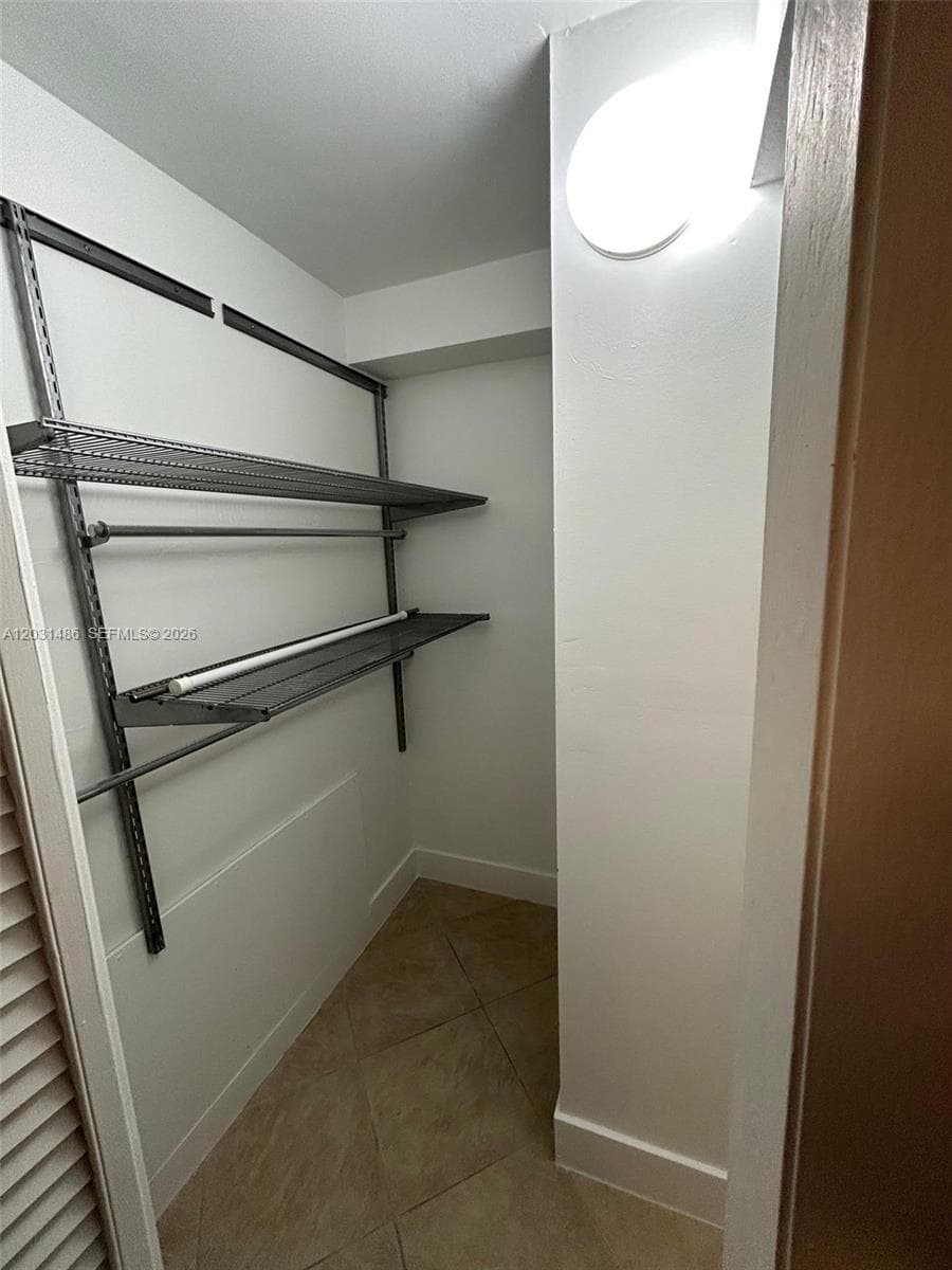 2920 SW 28th Ter # 202, Miami FL 33133 — 14