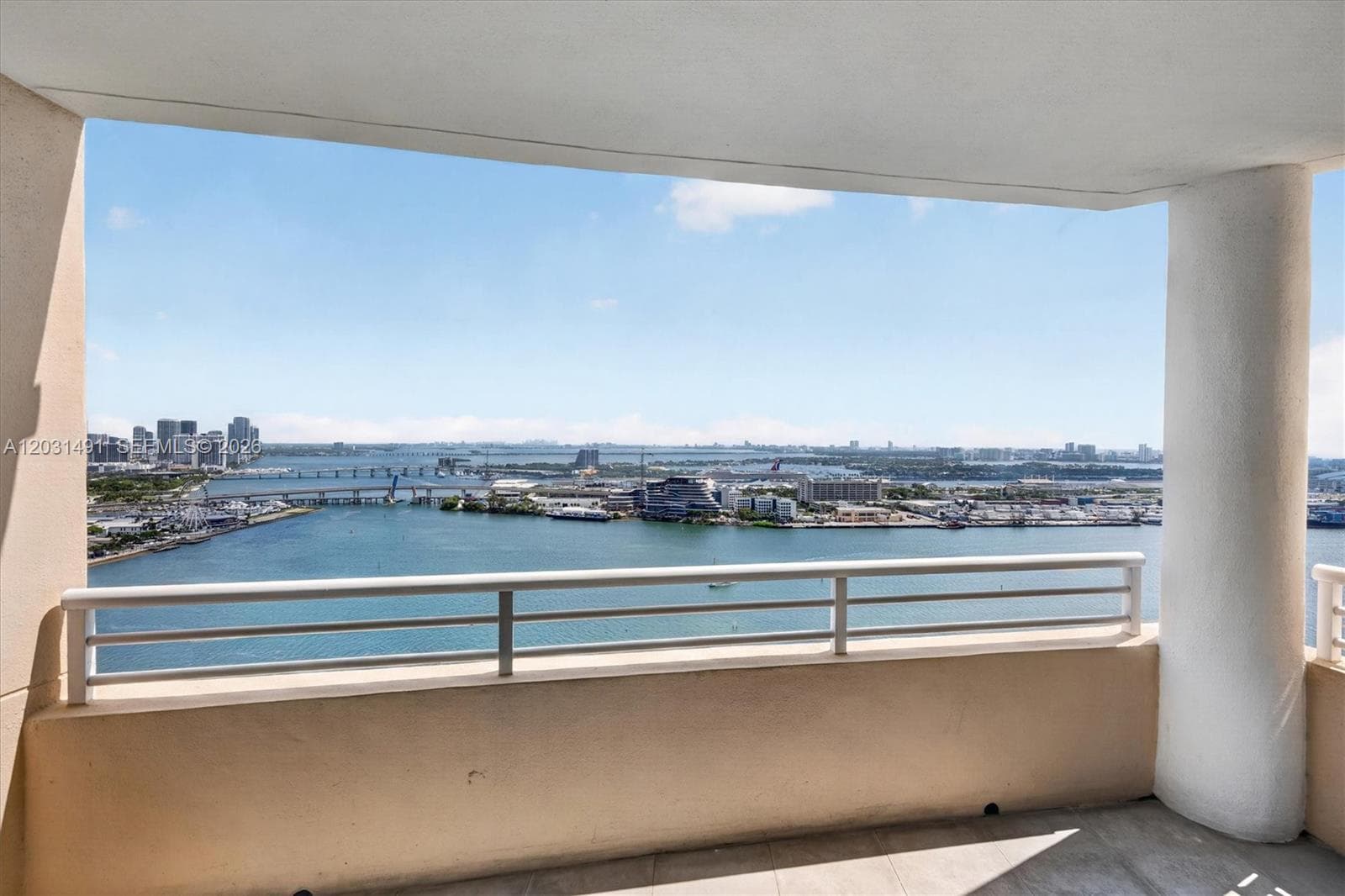 848 Brickell Key Dr # 3402, Miami FL 33131 — 62