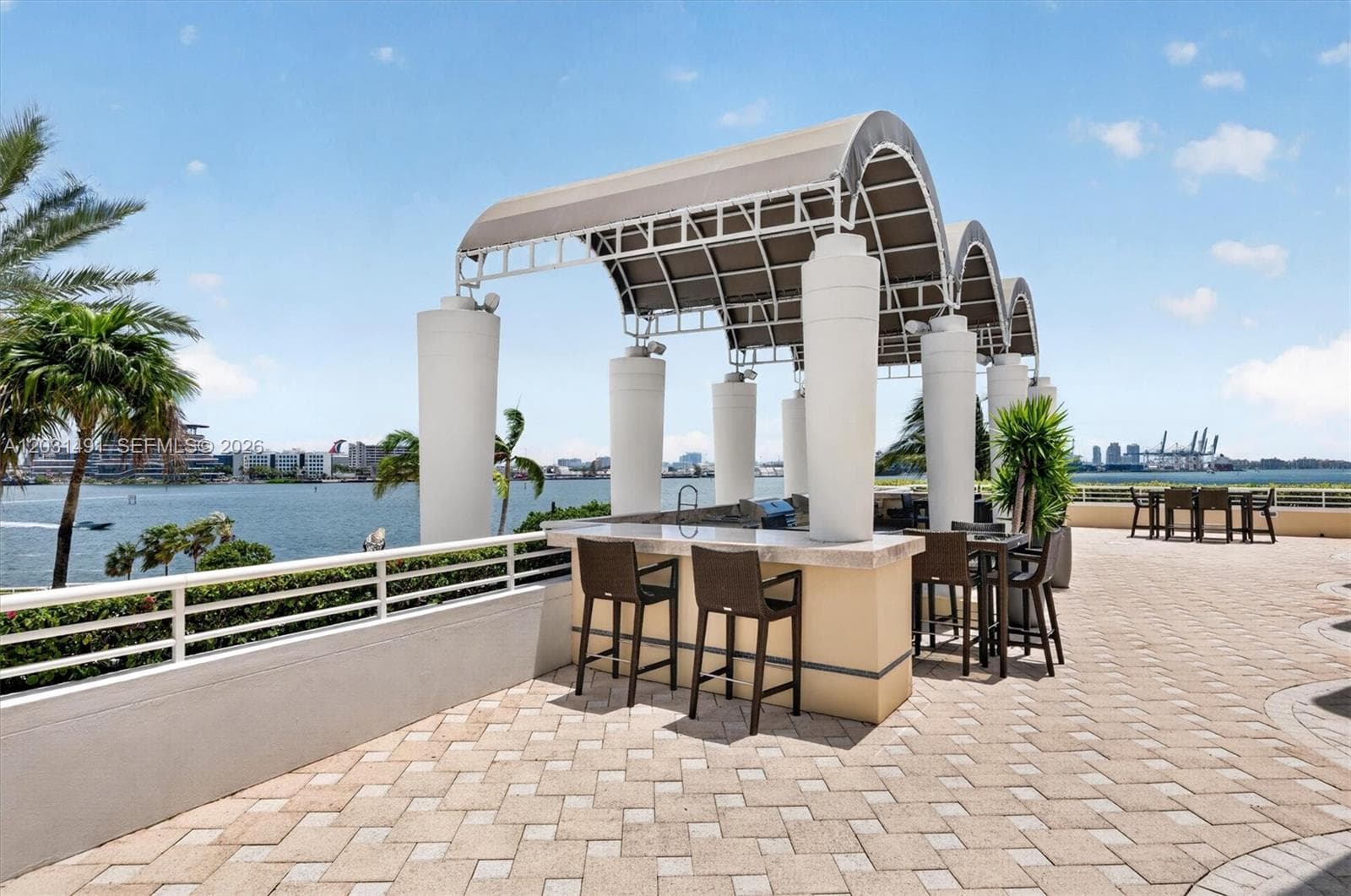 848 Brickell Key Dr # 3402, Miami FL 33131 — 72