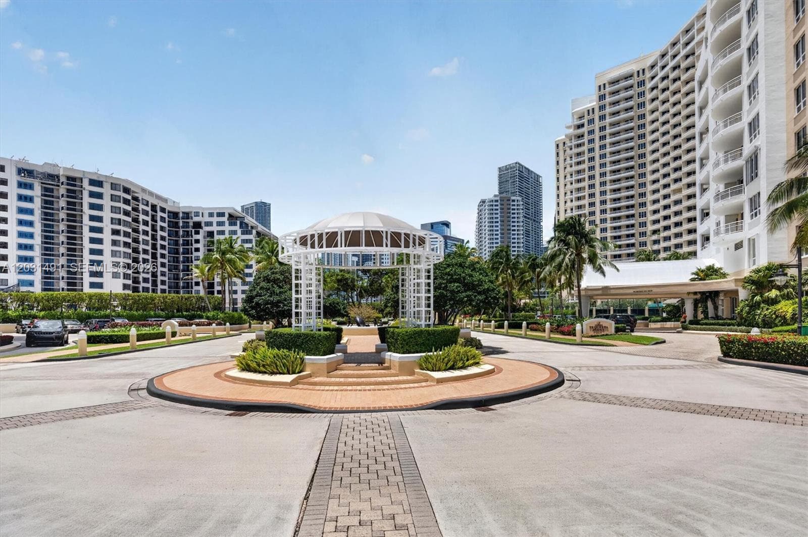 848 Brickell Key Dr # 3402, Miami FL 33131 — 2