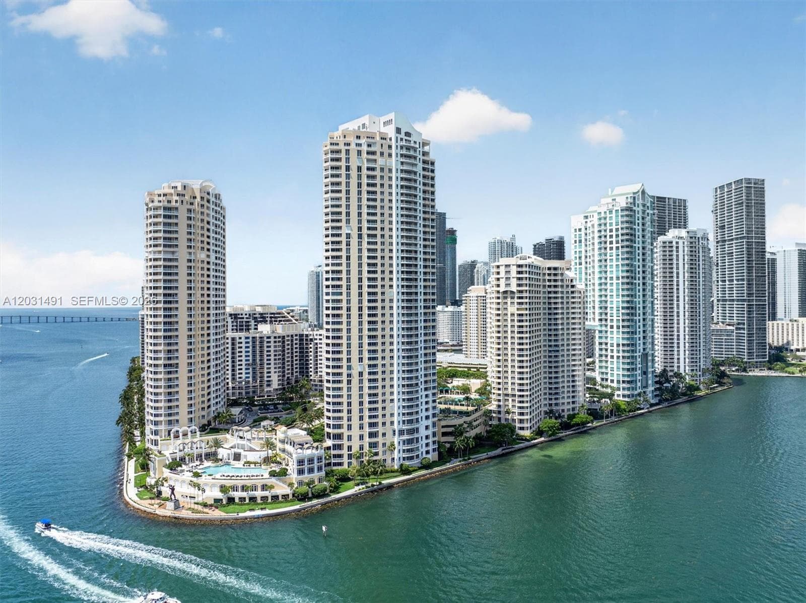 848 Brickell Key Dr # 3402, Miami FL 33131 — 3