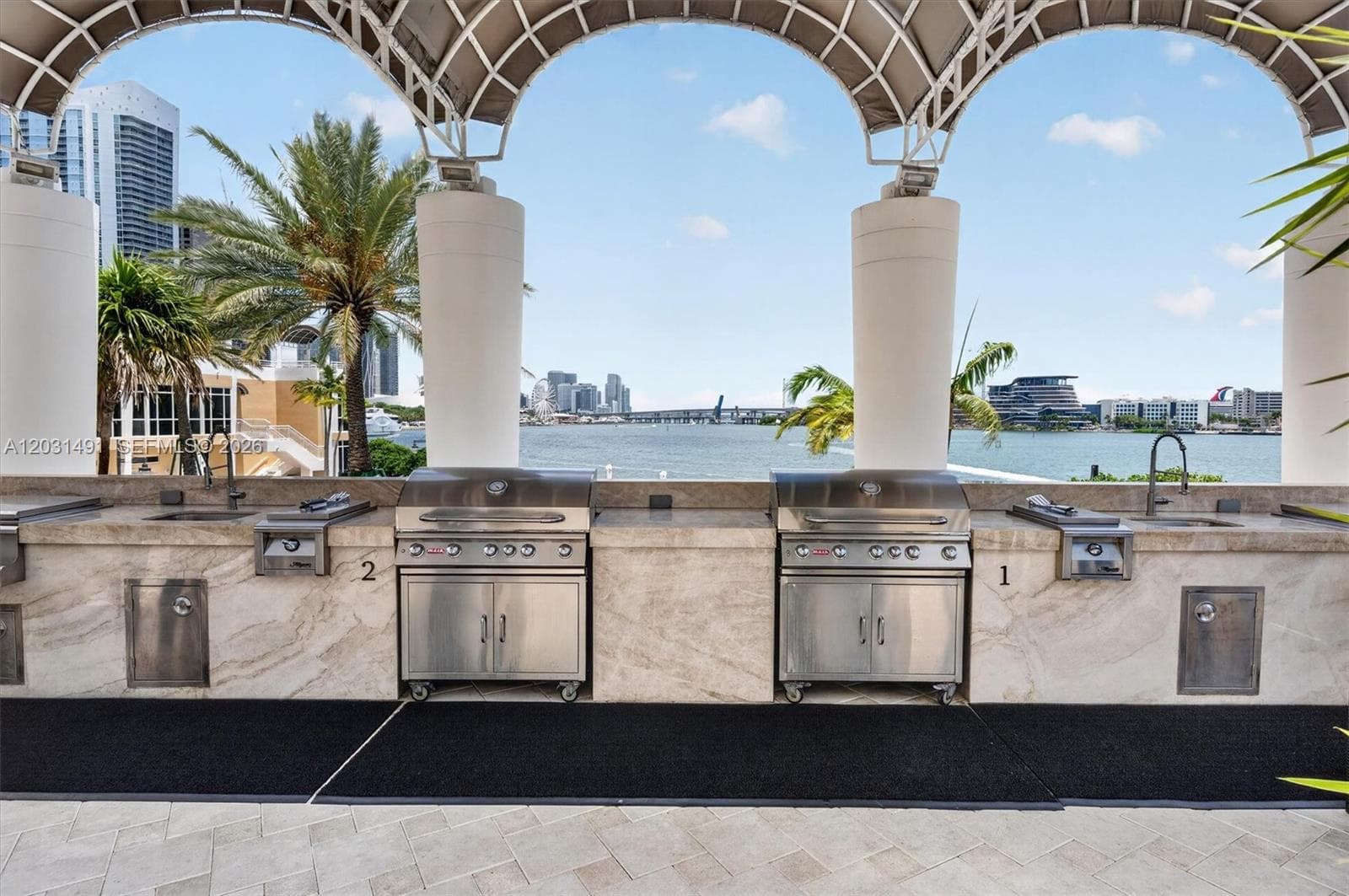 848 Brickell Key Dr # 3402, Miami FL 33131 — 73
