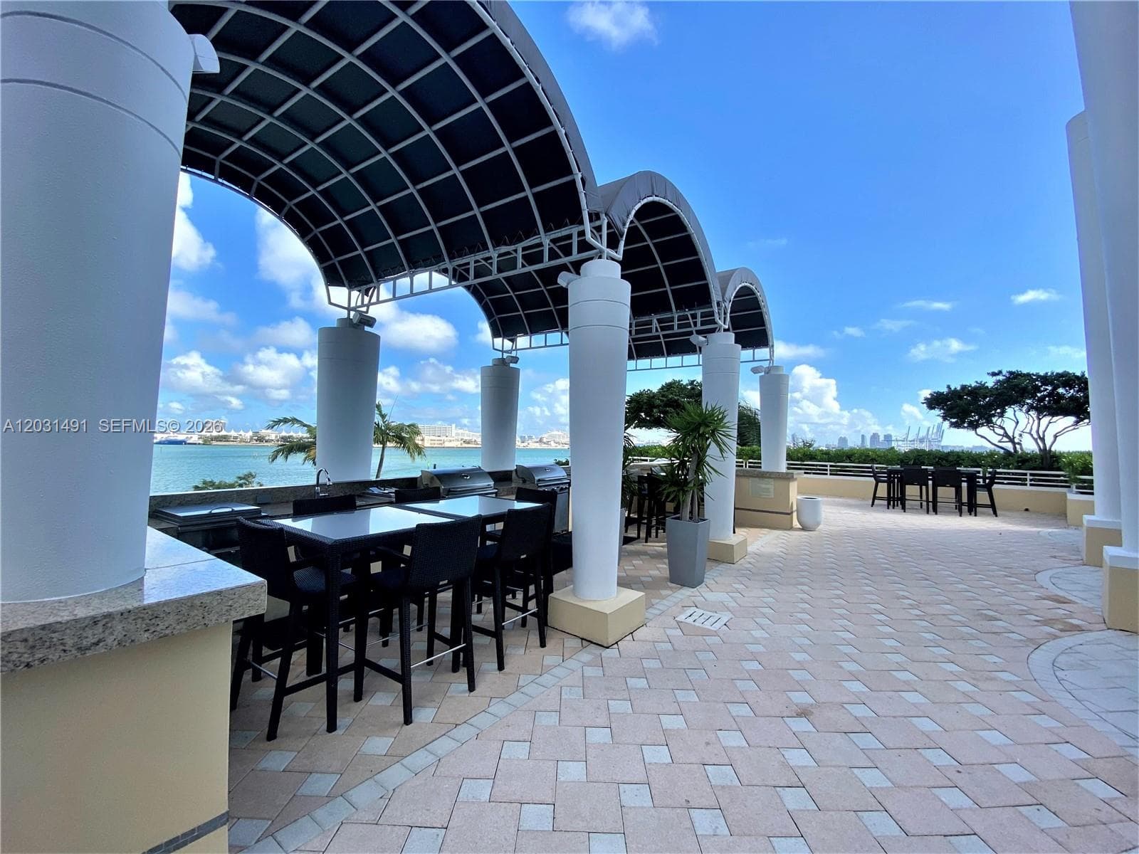 848 Brickell Key Dr # 3402, Miami FL 33131 — 81
