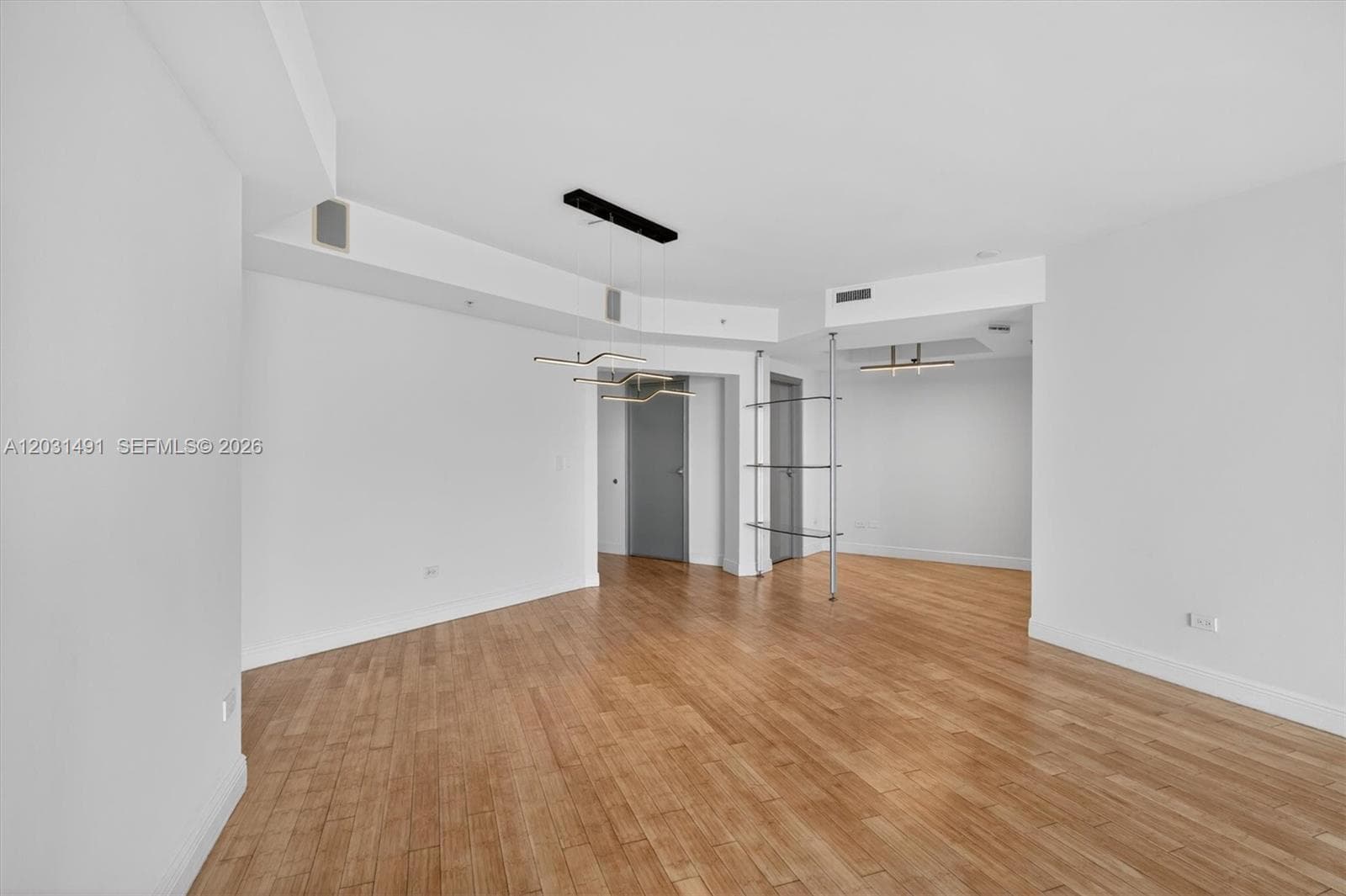 848 Brickell Key Dr # 3402, Miami FL 33131 — 34