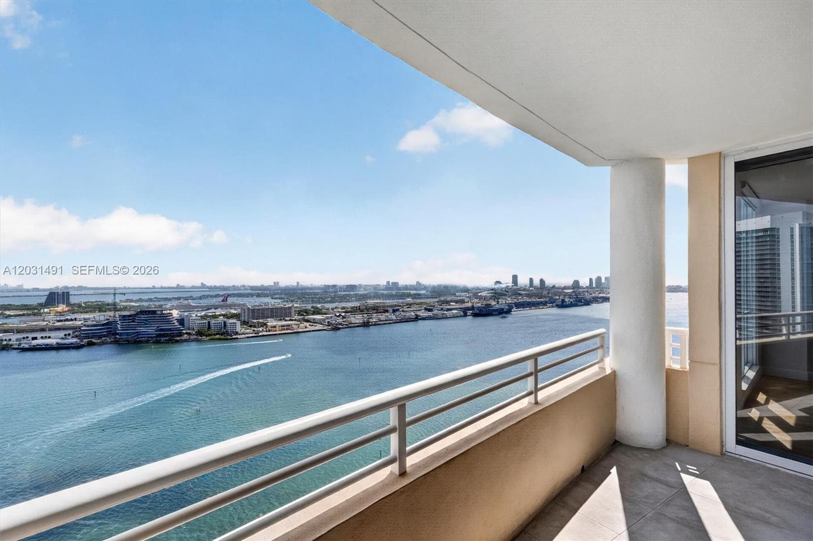 848 Brickell Key Dr # 3402, Miami FL 33131 — 61