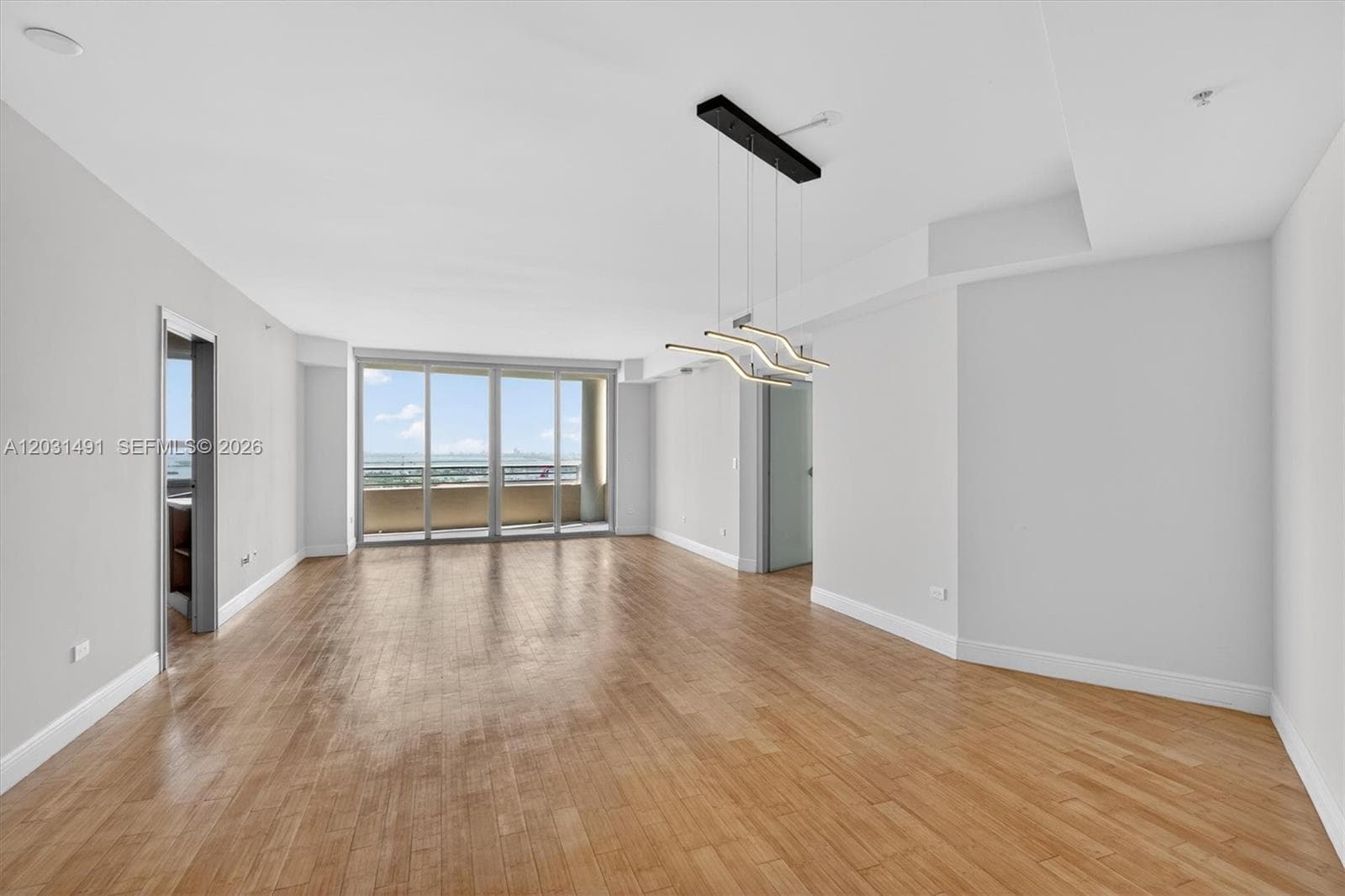 848 Brickell Key Dr # 3402, Miami FL 33131 — 35