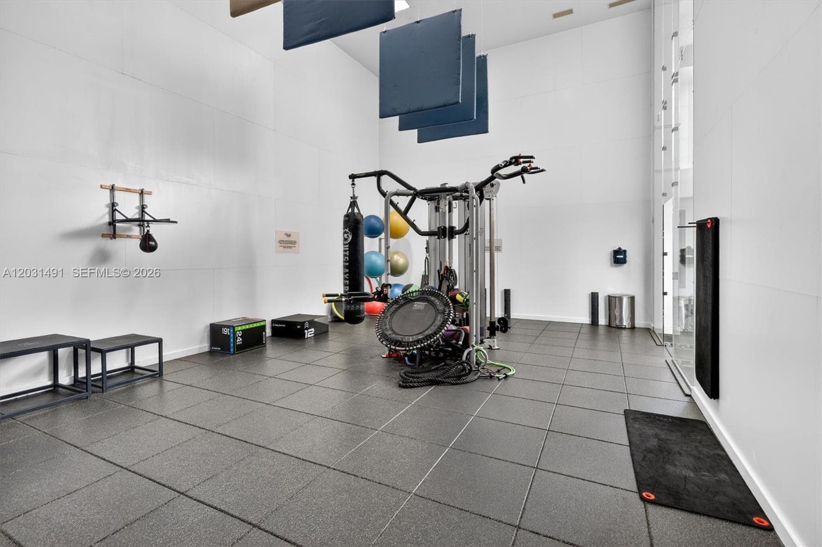 848 Brickell Key Dr # 3402, Miami FL 33131 — 78