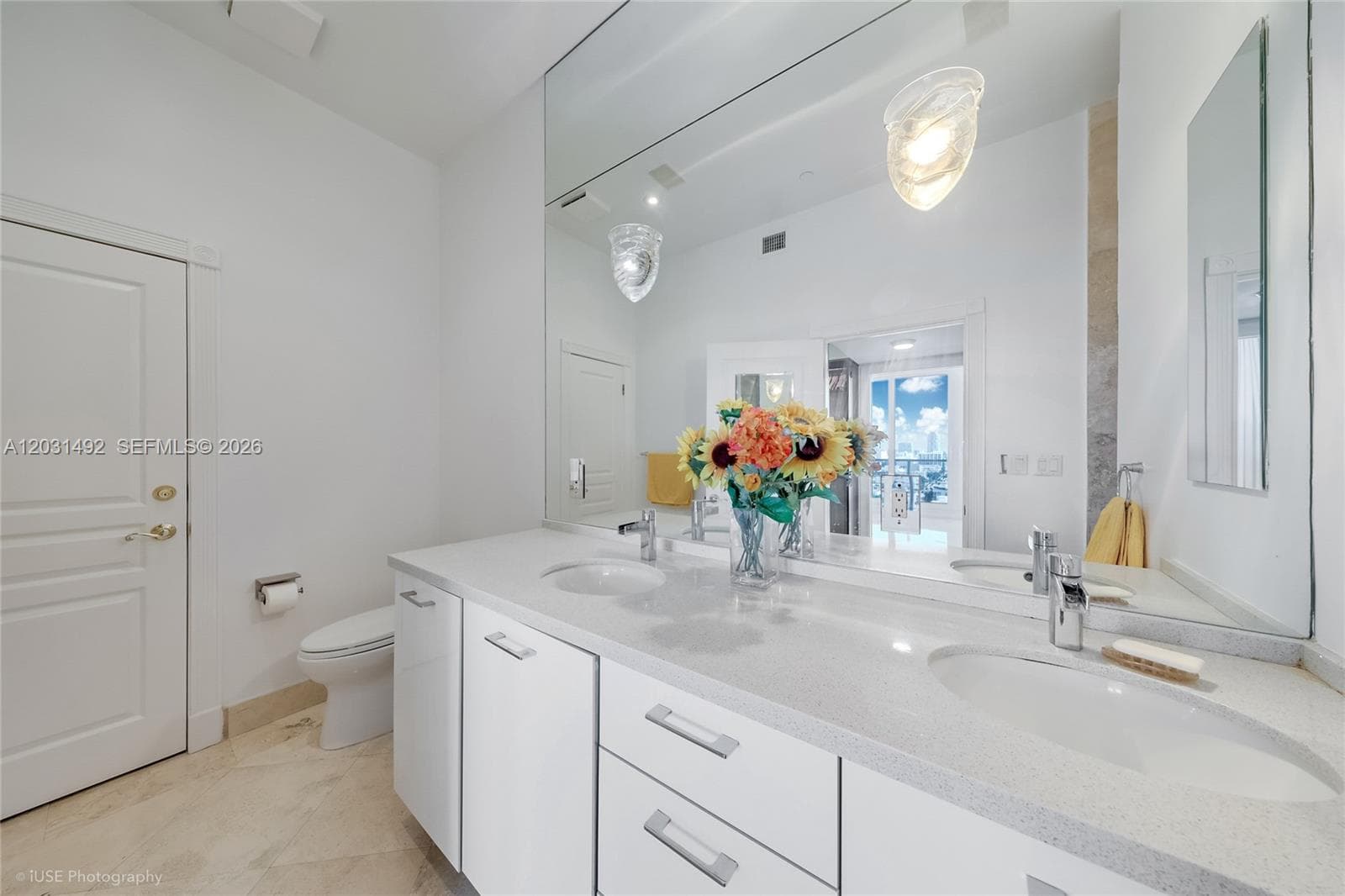 100 Lincoln Rd, Miami Beach FL 33139 — 18