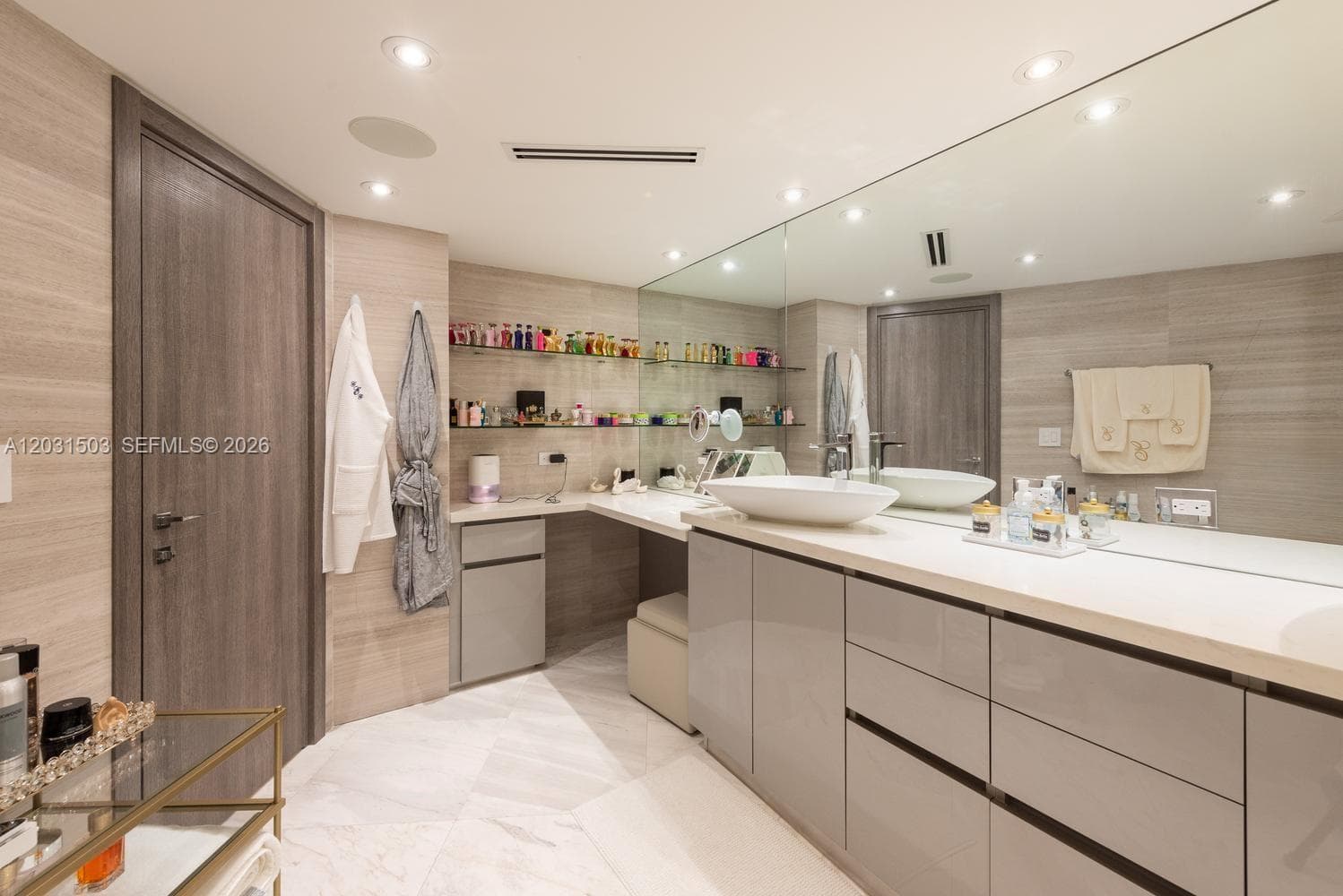5660 Collins Ave # 14C, Miami Beach FL 33140 — 20