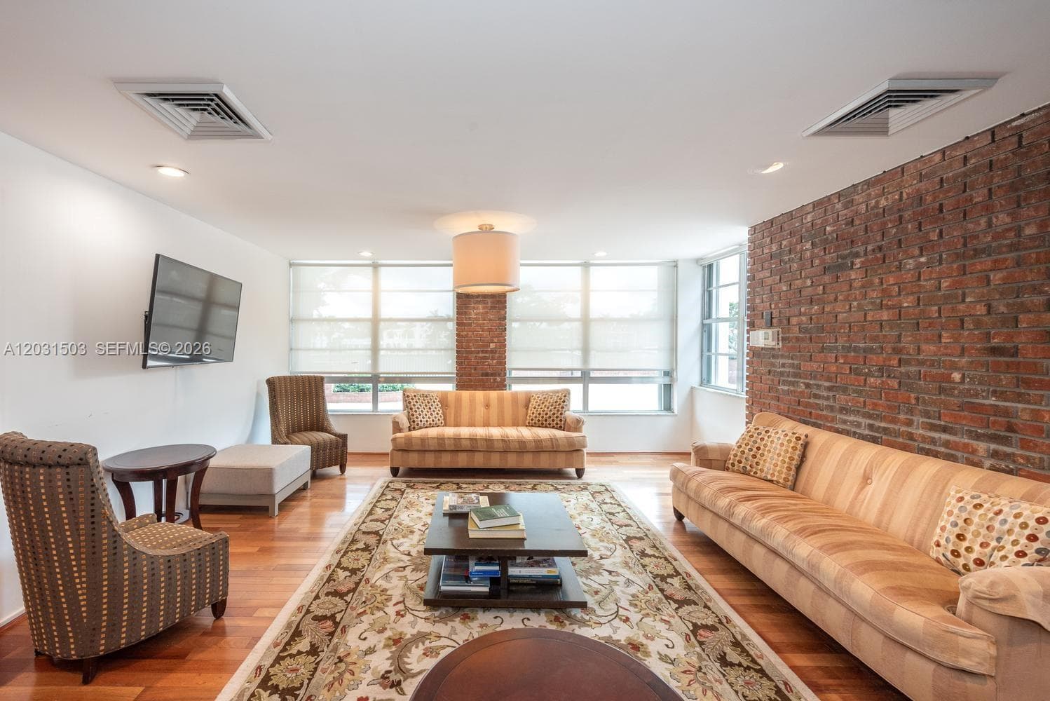 5660 Collins Ave # 14C, Miami Beach FL 33140 — 34