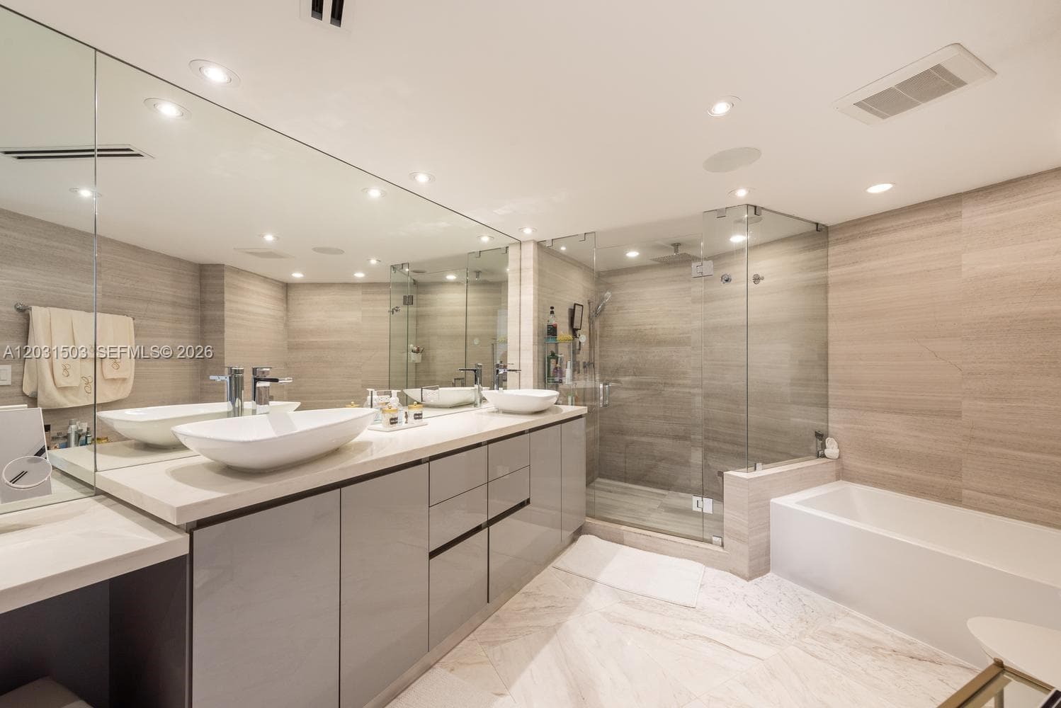 5660 Collins Ave # 14C, Miami Beach FL 33140 — 18