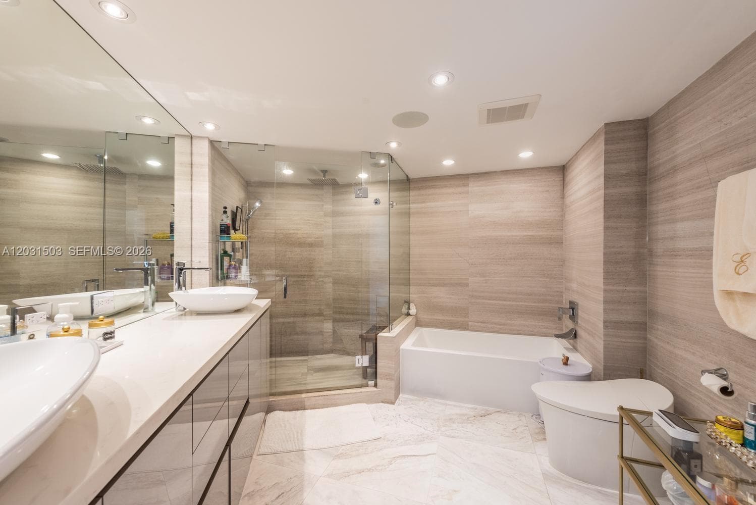 5660 Collins Ave # 14C, Miami Beach FL 33140 — 19