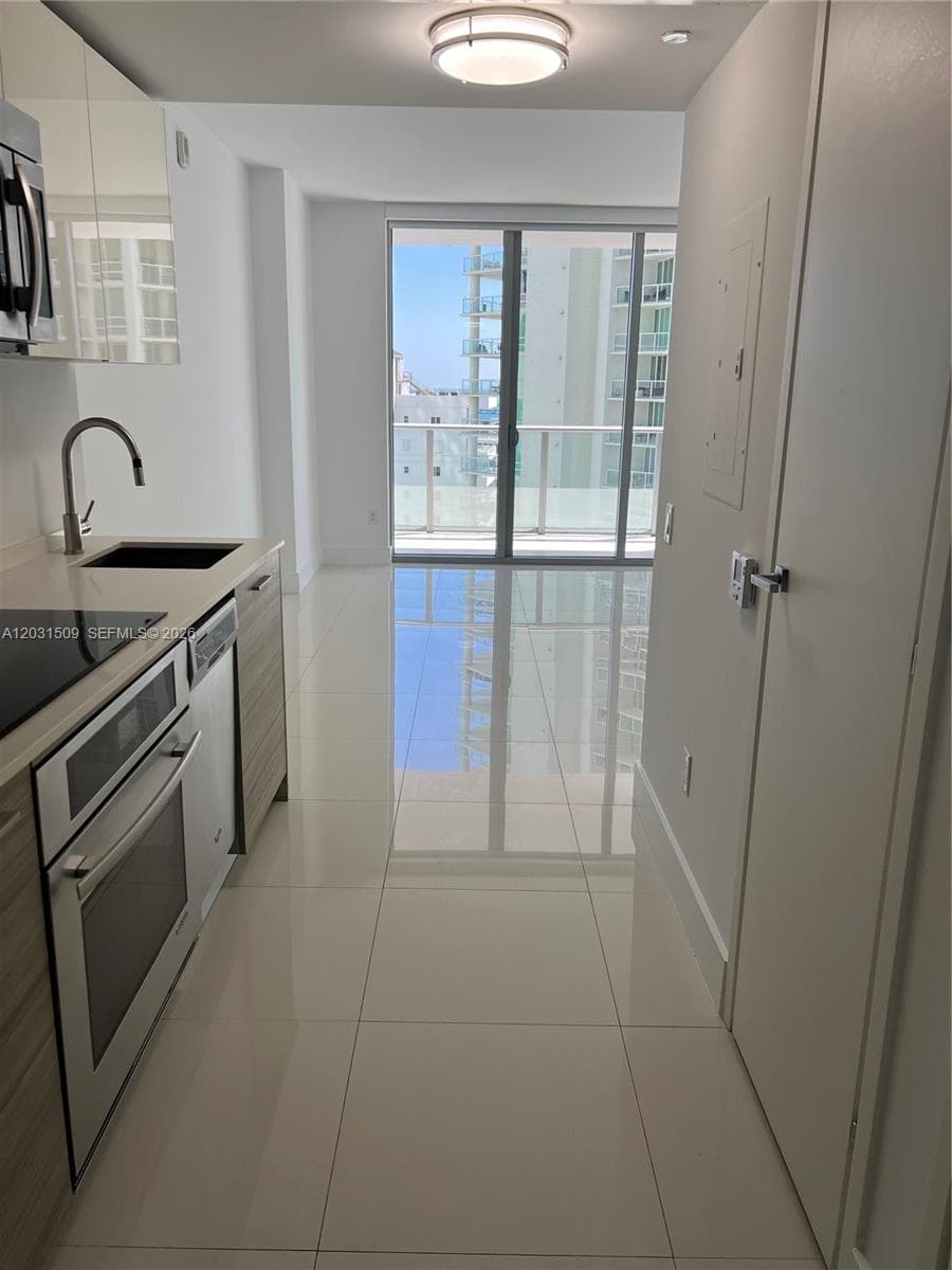 1300 Brickell Bay Dr # 1606, Miami FL 33131 — 3
