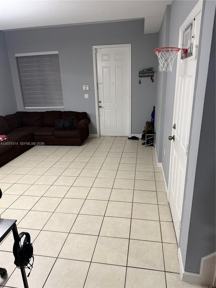 901 NE 42nd Ave, Homestead FL 33033 — 12
