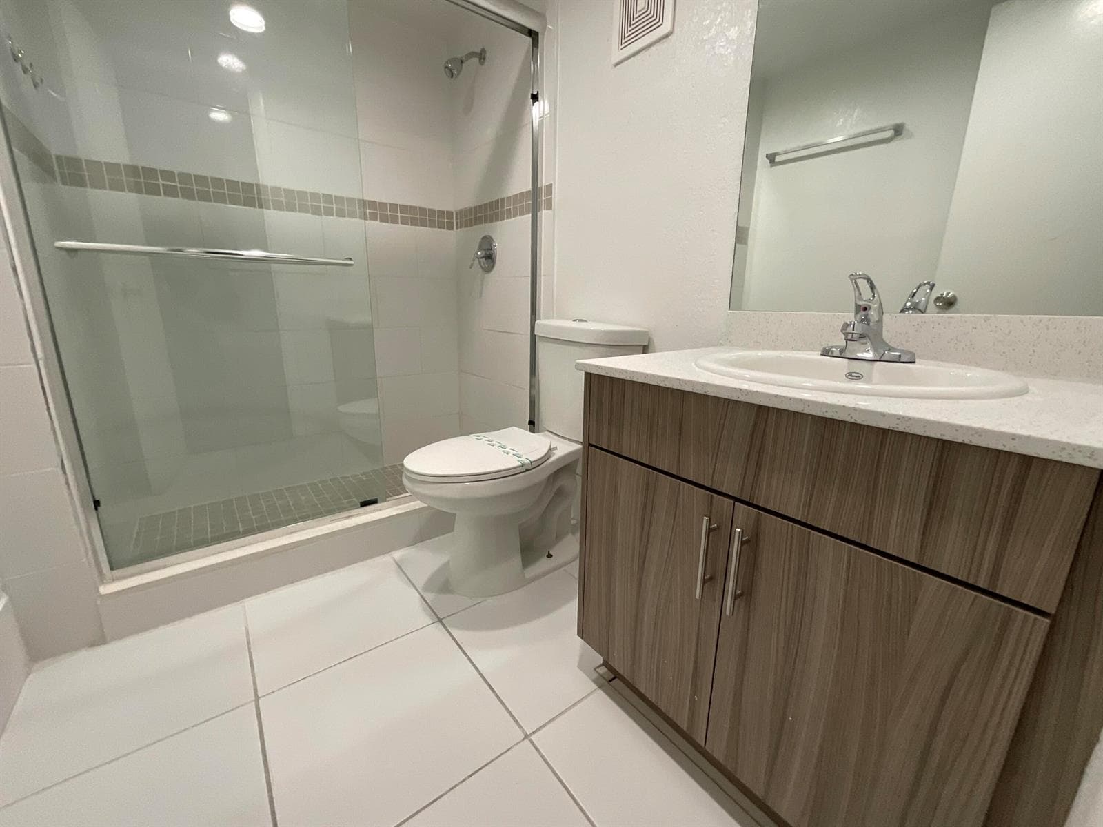 19455 NE 10 Avenue # 523, North Miami Beach FL 33179 — 8