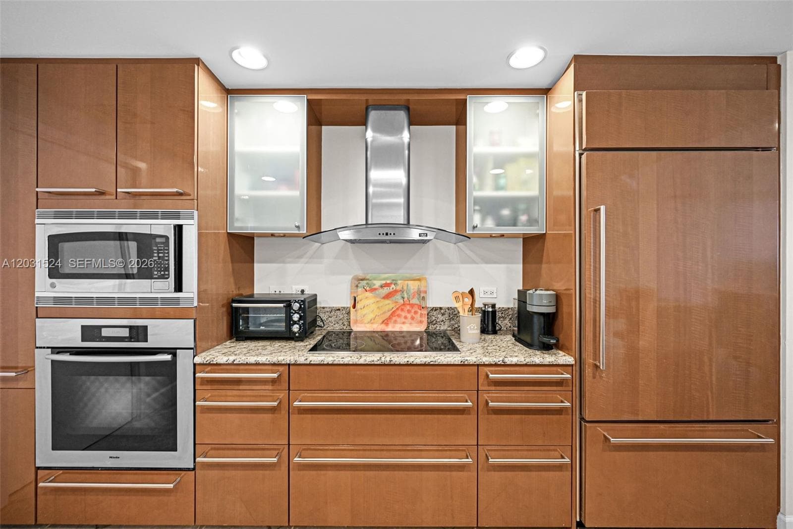 3801 Collins Ave # 1102, Miami Beach FL 33140 — 17