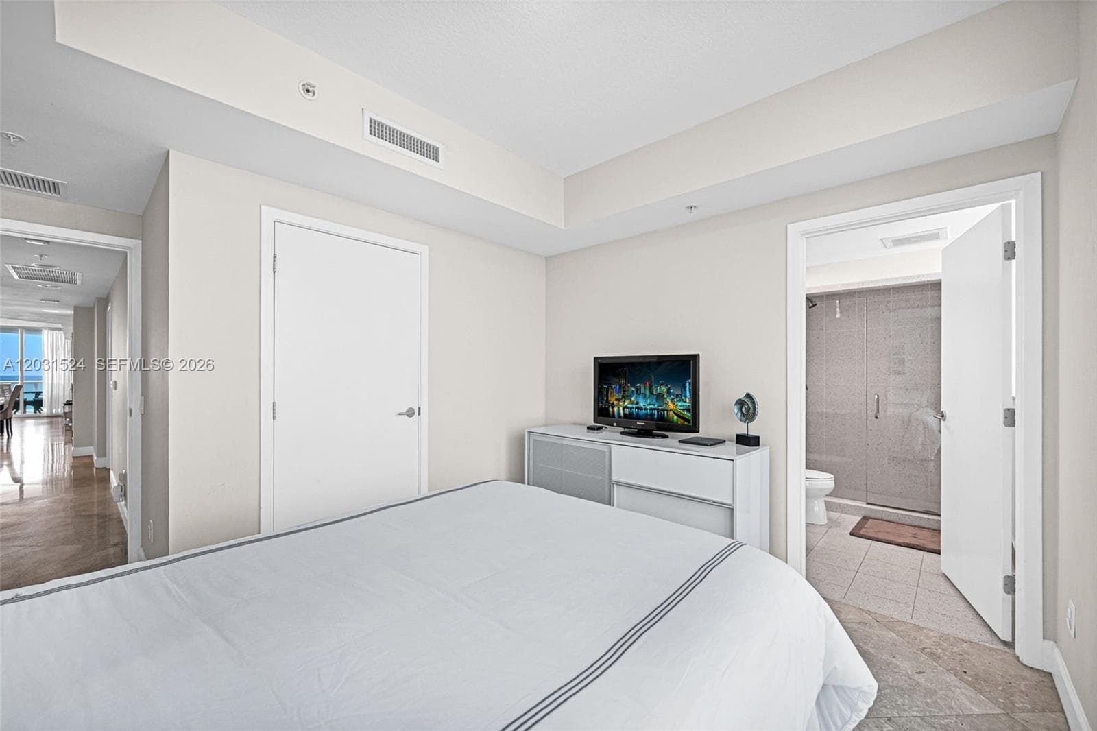 3801 Collins Ave # 1102, Miami Beach FL 33140 — 24