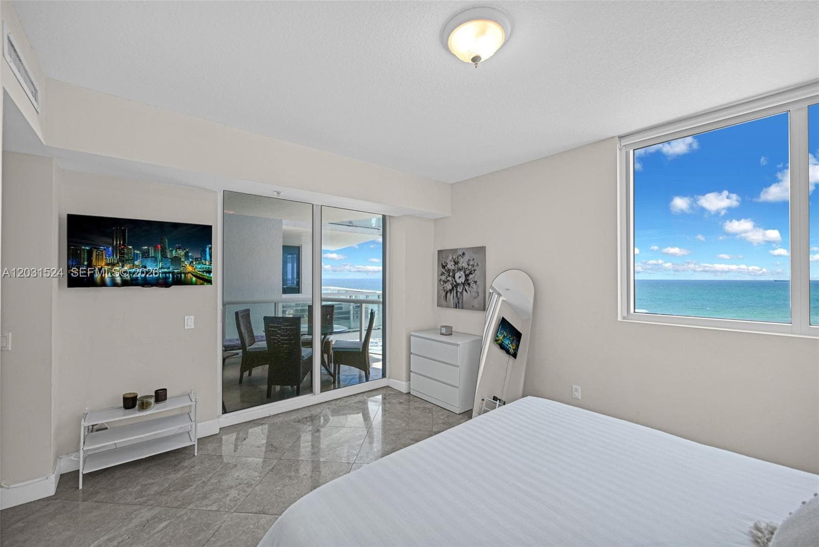 3801 Collins Ave # 1102, Miami Beach FL 33140 — 30