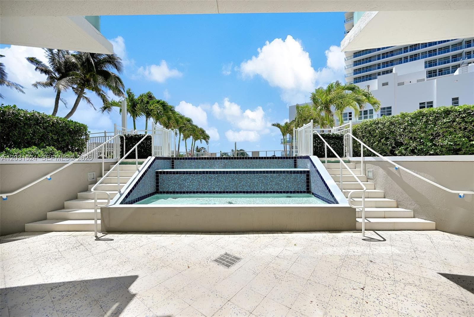 3801 Collins Ave # 1102, Miami Beach FL 33140 — 39