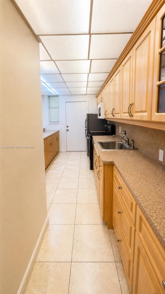 3660 NE 166th St # 805, North Miami Beach FL 33160 — 9
