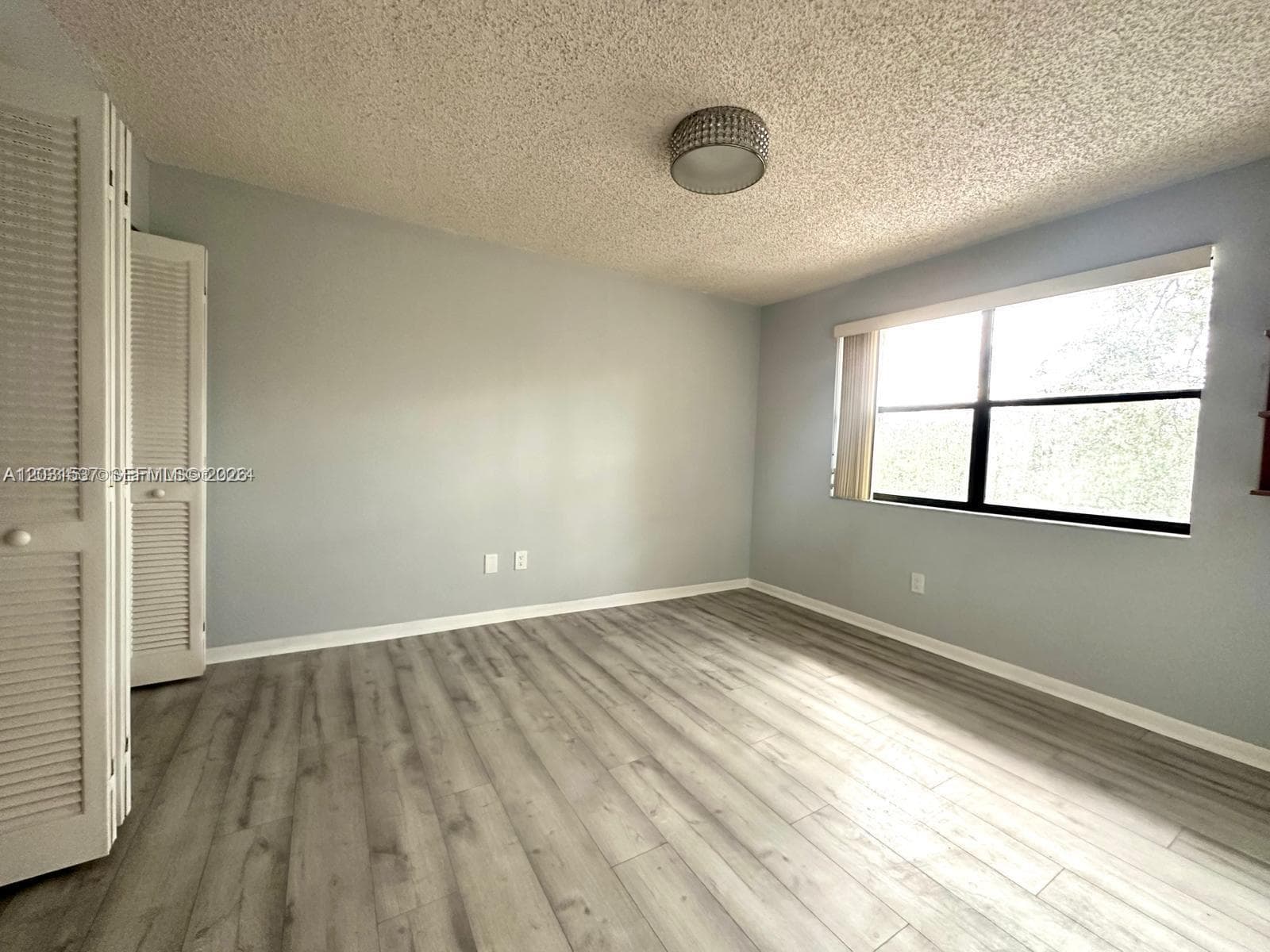601 Ives Dairy Rd # 8, Miami FL 33179 — 20