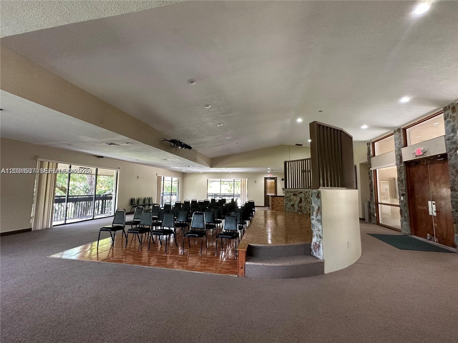 601 Ives Dairy Rd # 8, Miami FL 33179 — 40