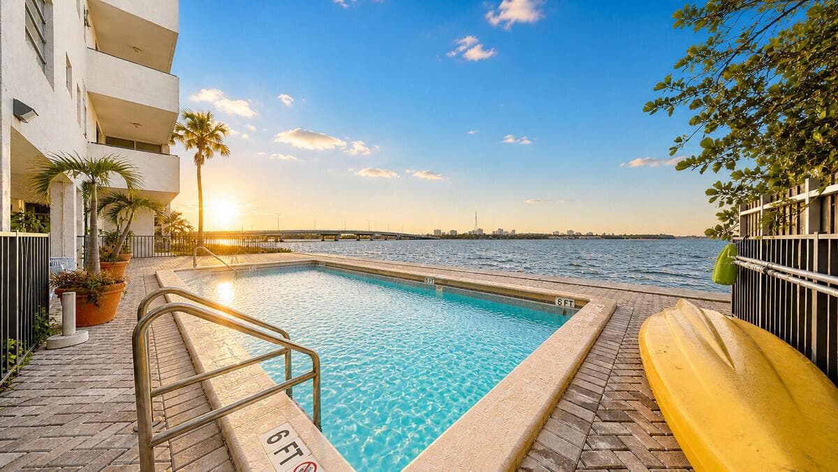 7795 NE Bayshore Court # 502, Miami FL 33138 — 6