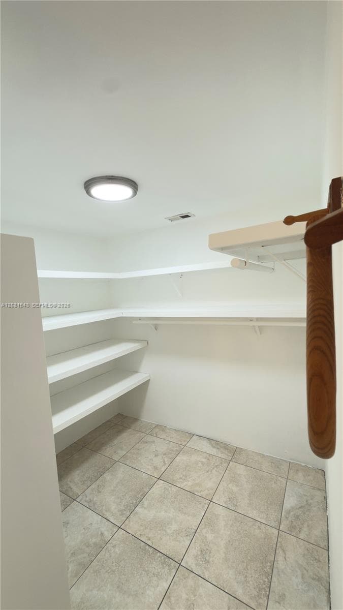 3660 NE 166th St # 805, North Miami Beach FL 33160 — 17