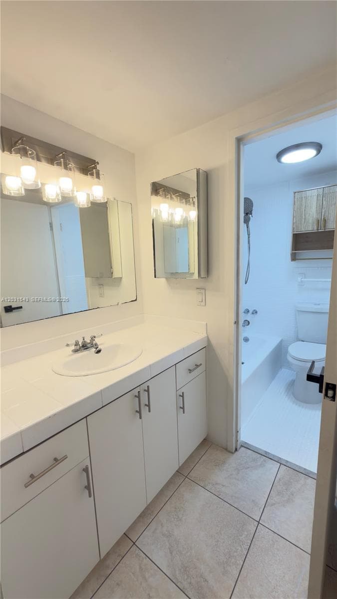 3660 NE 166th St # 805, North Miami Beach FL 33160 — 15