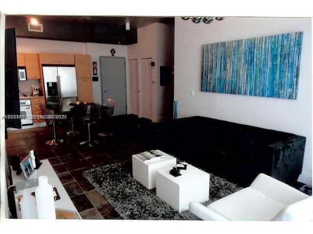 2275 Biscayne Blvd, Miami FL 33137 — 5