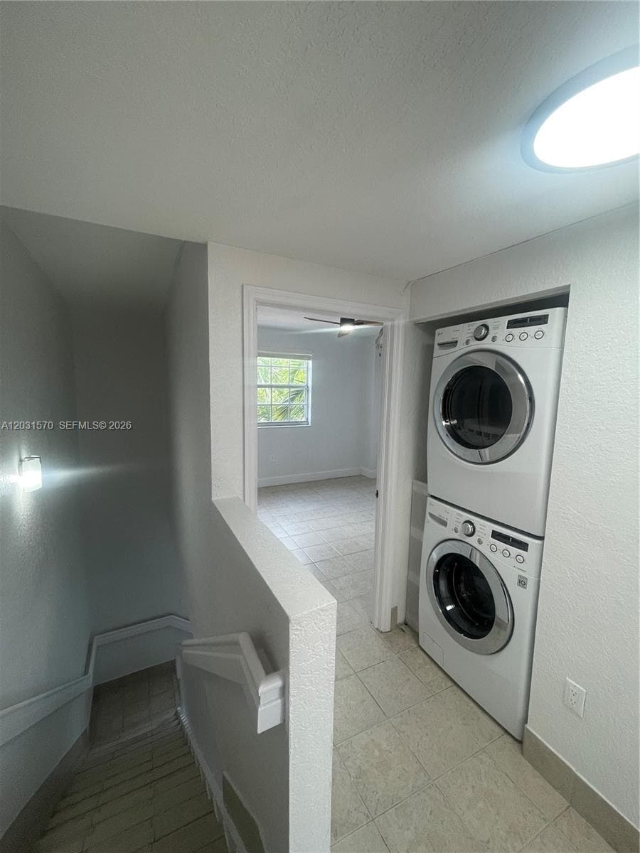 77 E 4th St # A212, Hialeah FL 33010 — 17