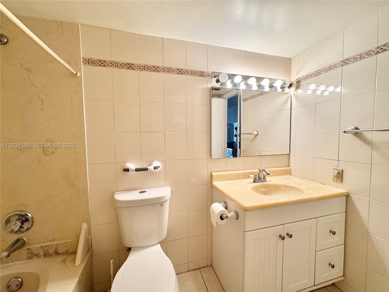 17600 N Bay Rd # N302, Sunny Isles Beach FL 33160 — 30