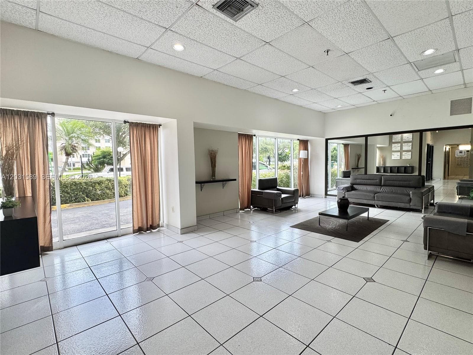 17600 N Bay Rd # N302, Sunny Isles Beach FL 33160 — 34