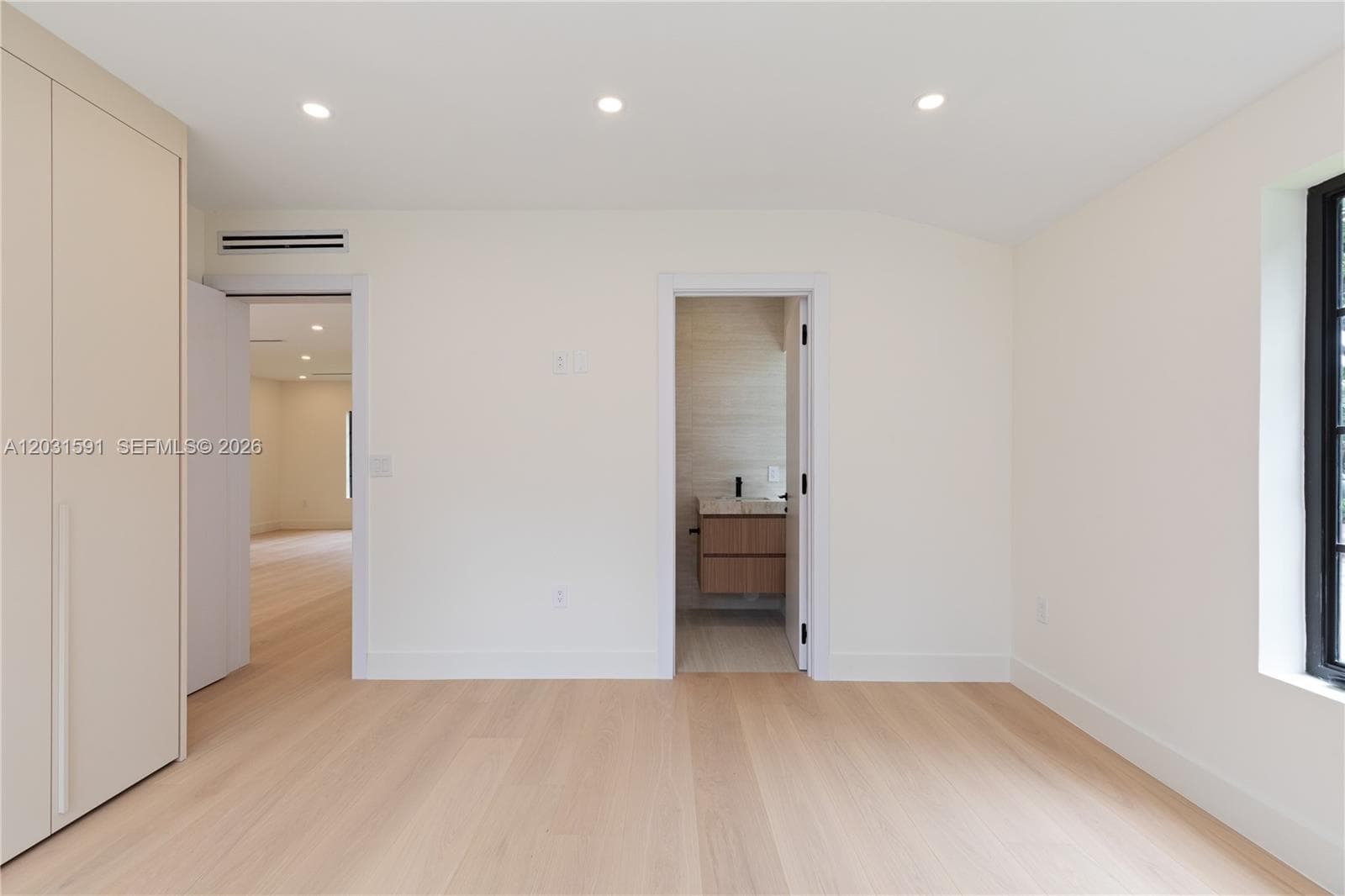 118 Sarto Ave, Coral Gables FL 33134 — 22