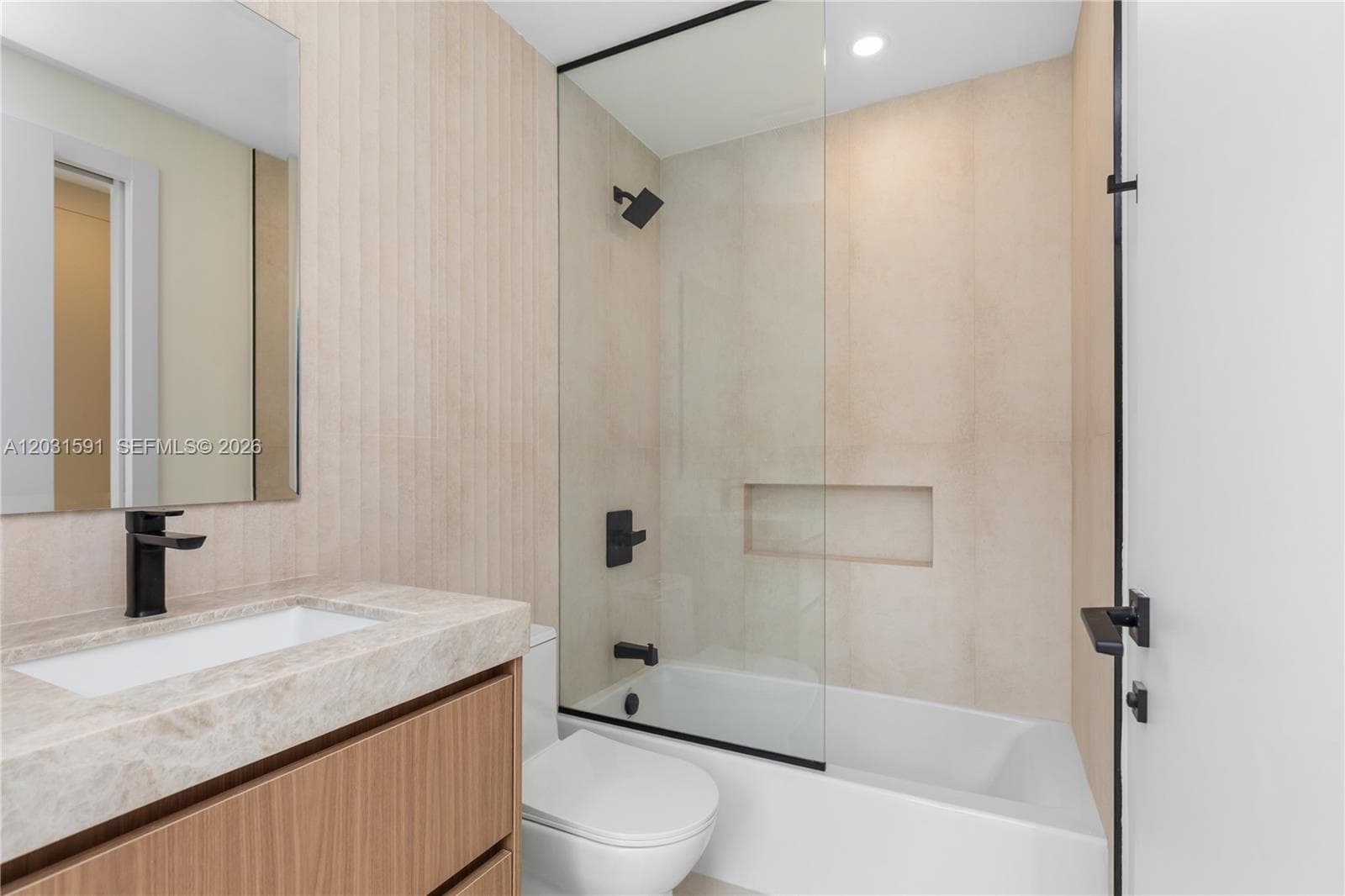 118 Sarto Ave, Coral Gables FL 33134 — 38