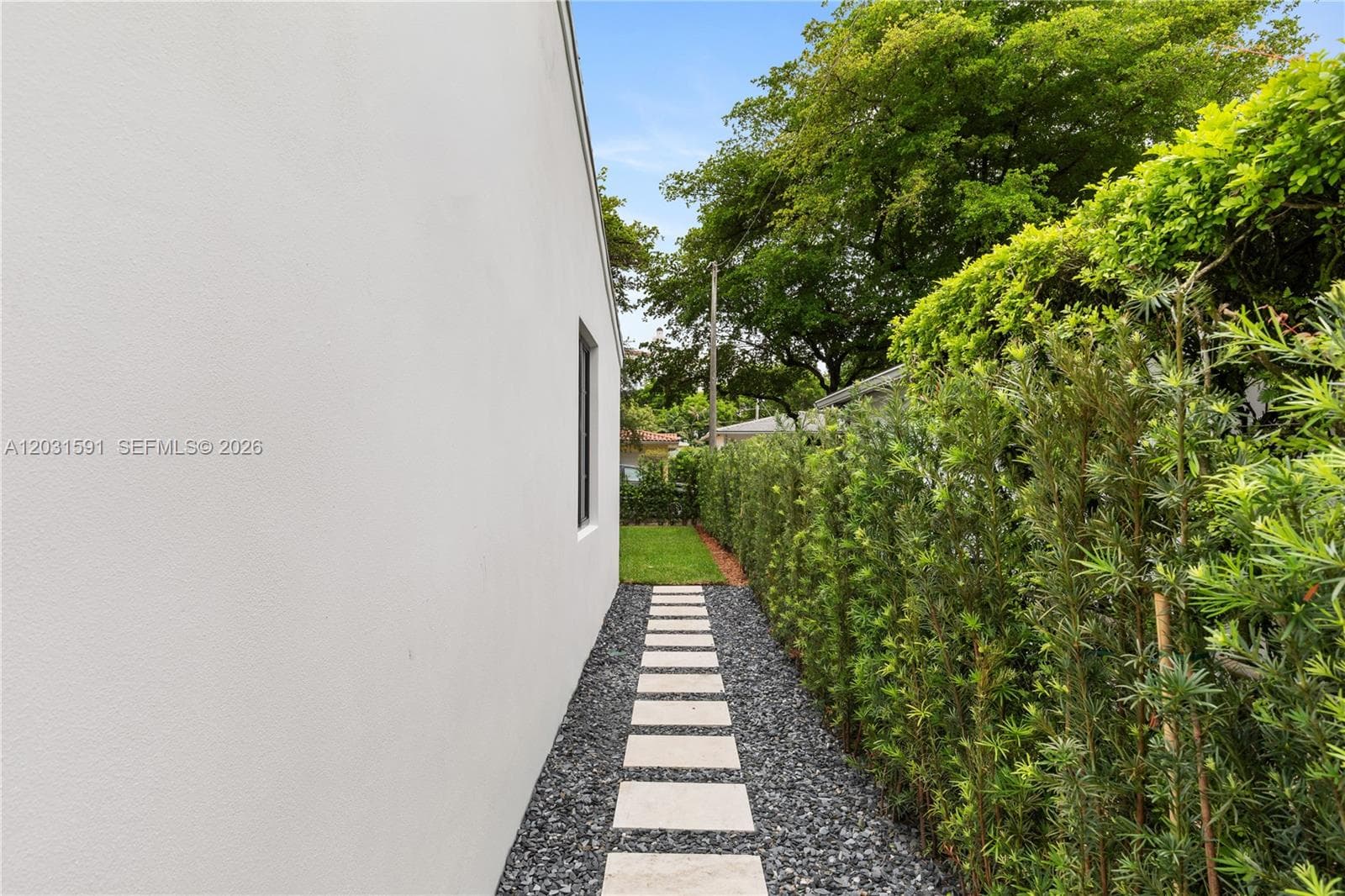118 Sarto Ave, Coral Gables FL 33134 — 45