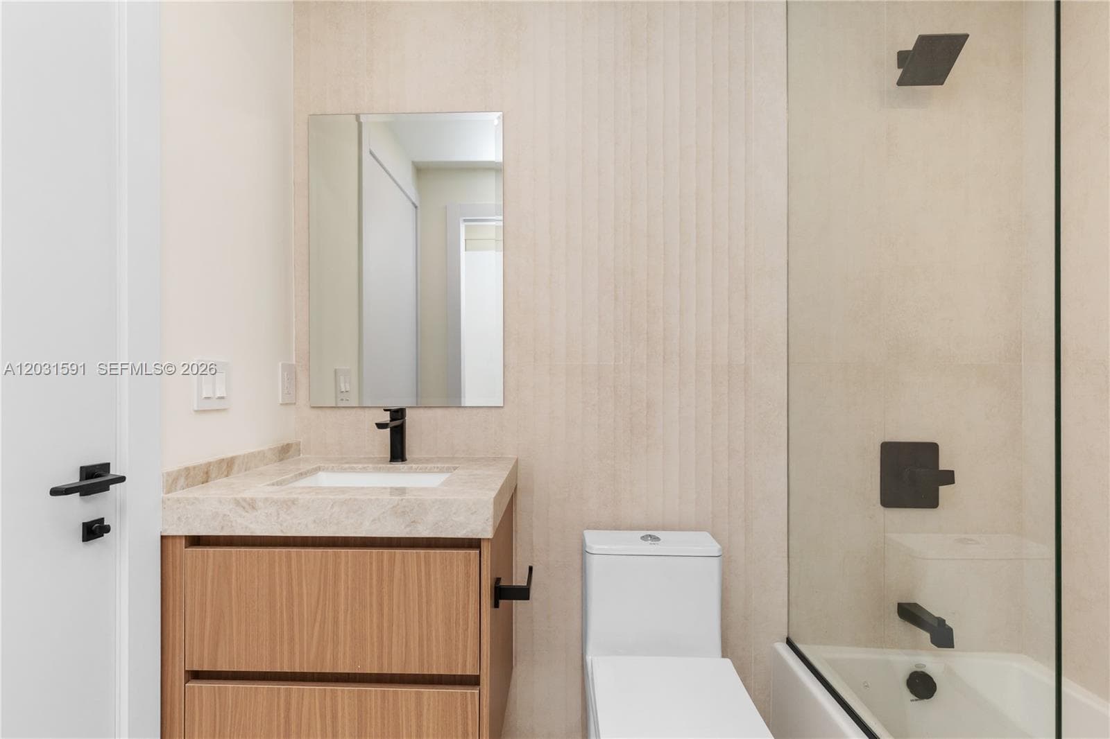 118 Sarto Ave, Coral Gables FL 33134 — 39