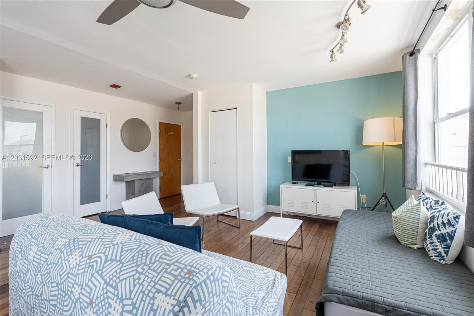 420 15th St # 307, Miami Beach FL 33139 — 11