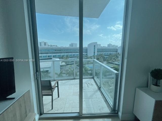 3029 NE 188th St # 822, Aventura FL 33180 — 45