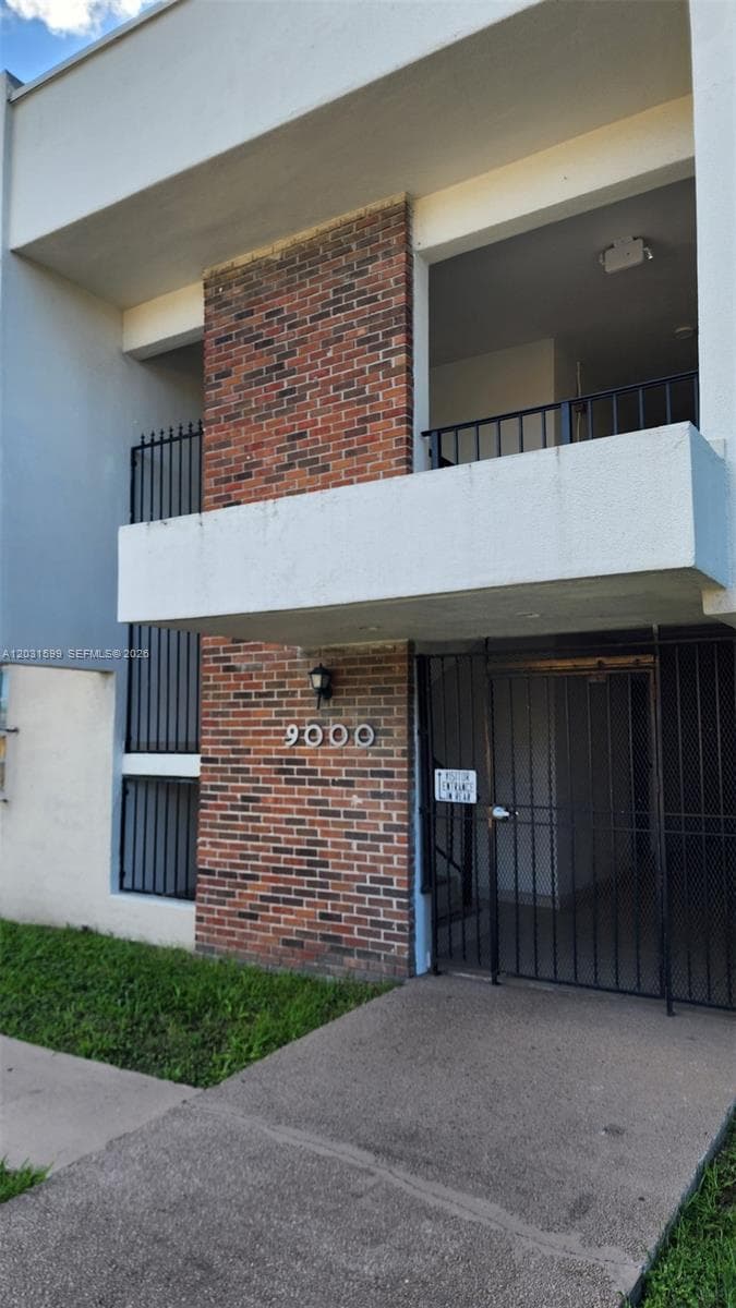 9000 SW 24th St # 217A, Miami FL 33165 — 5