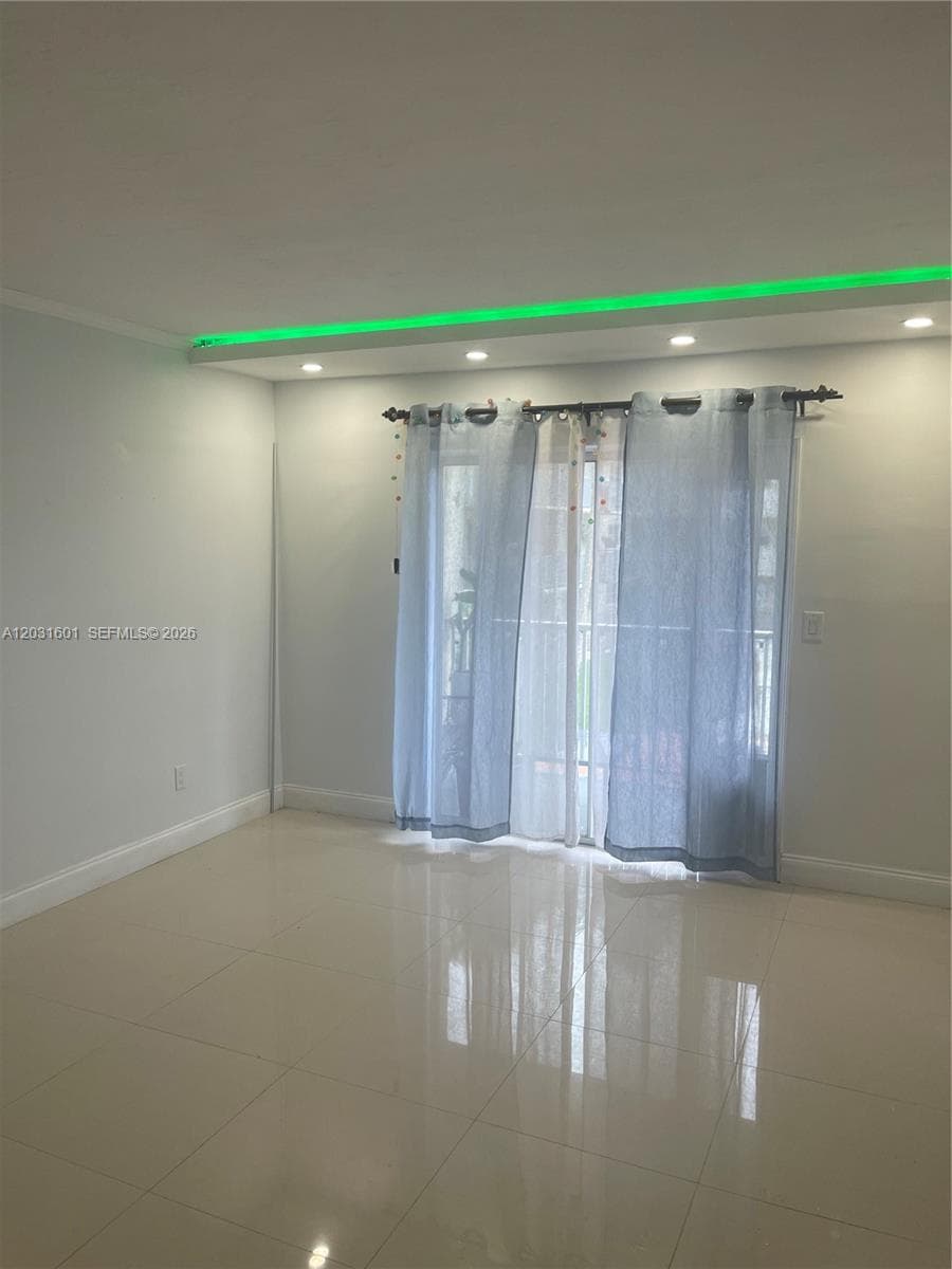 7505 SW 82nd St # 212, Miami FL 33143 — 12
