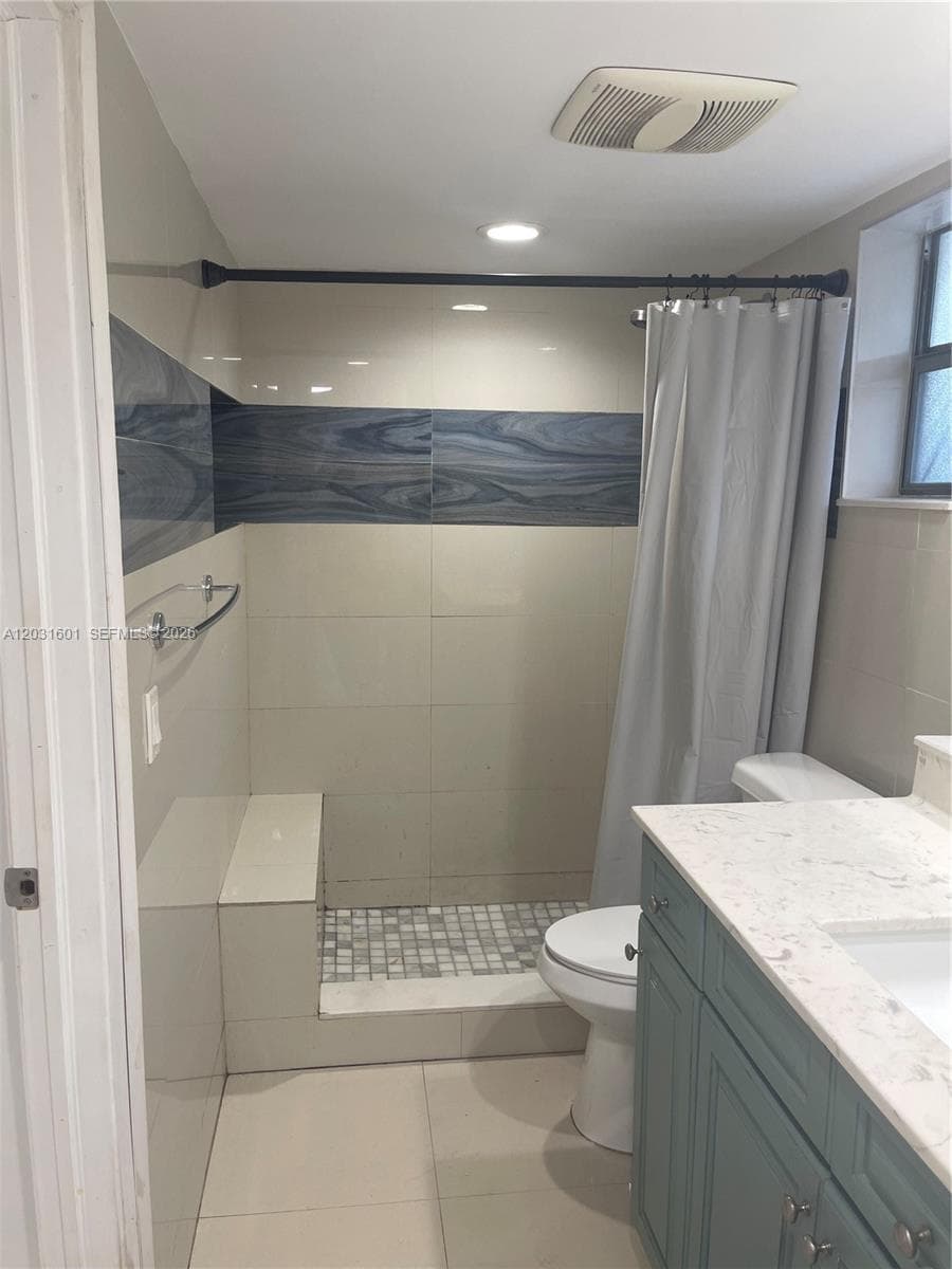 7505 SW 82nd St # 212, Miami FL 33143 — 28