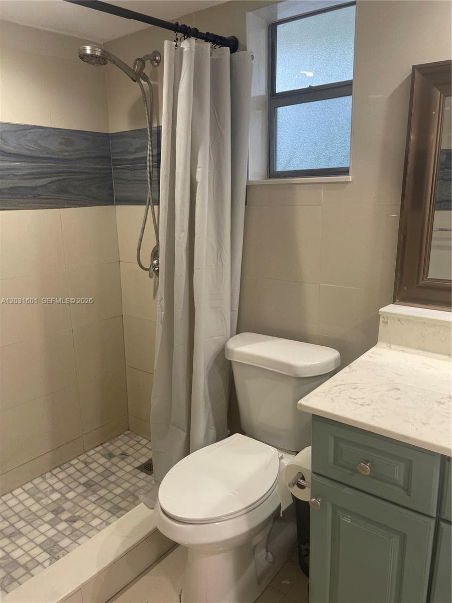 7505 SW 82nd St # 212, Miami FL 33143 — 30