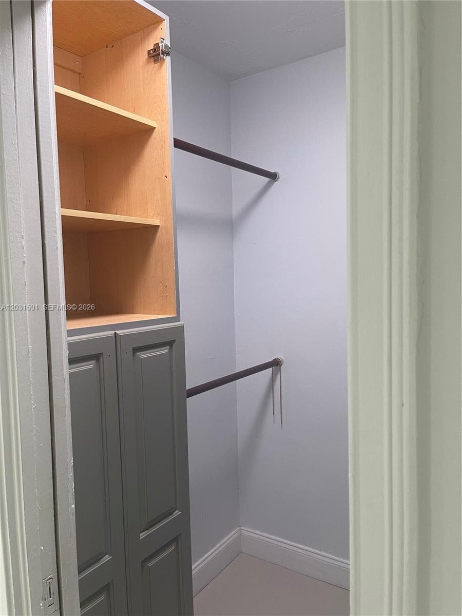 7505 SW 82nd St # 212, Miami FL 33143 — 25