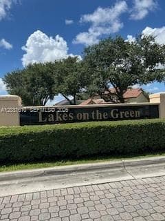 9136 NW 192nd Ter, Hialeah FL 33018 — 1