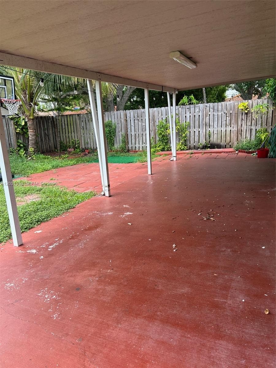 9136 NW 192nd Ter, Hialeah FL 33018 — 10