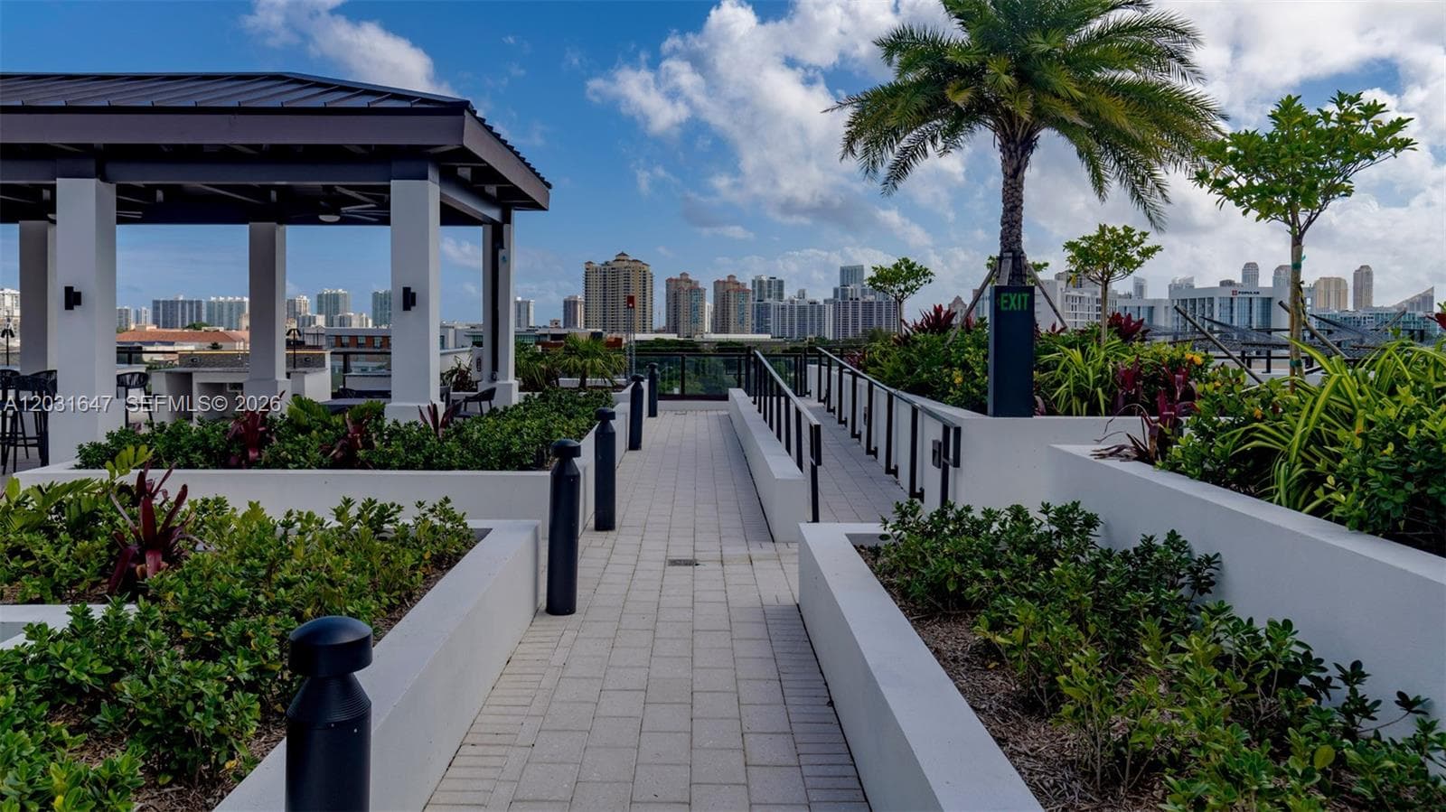 19401 W Dixie Hwy # 313, Miami FL 33180 — 6