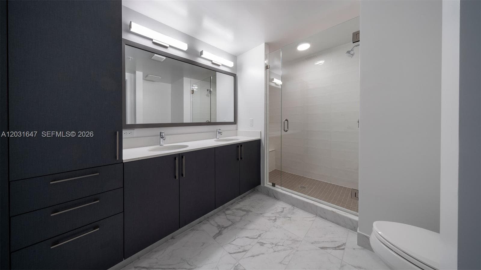 19401 W Dixie Hwy # 313, Miami FL 33180 — 30